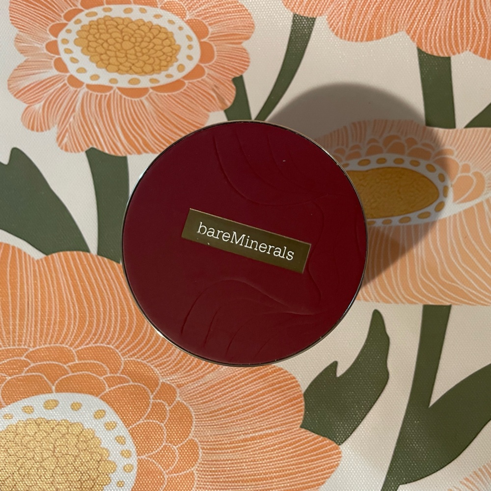 bareMinerals Mineral Veil Finishing Powder